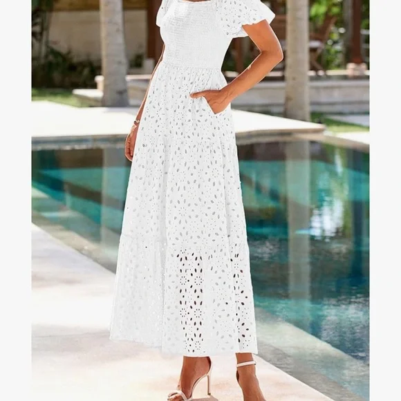 Elegant White Lace Maxi Dress - Picture 2 of 12